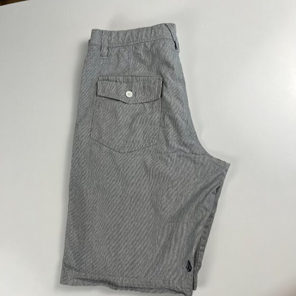 Vintage Volcom Men's Flat Front Casual Shorts 29745 V barbados stripped size 32 - Picture 4 of 10
